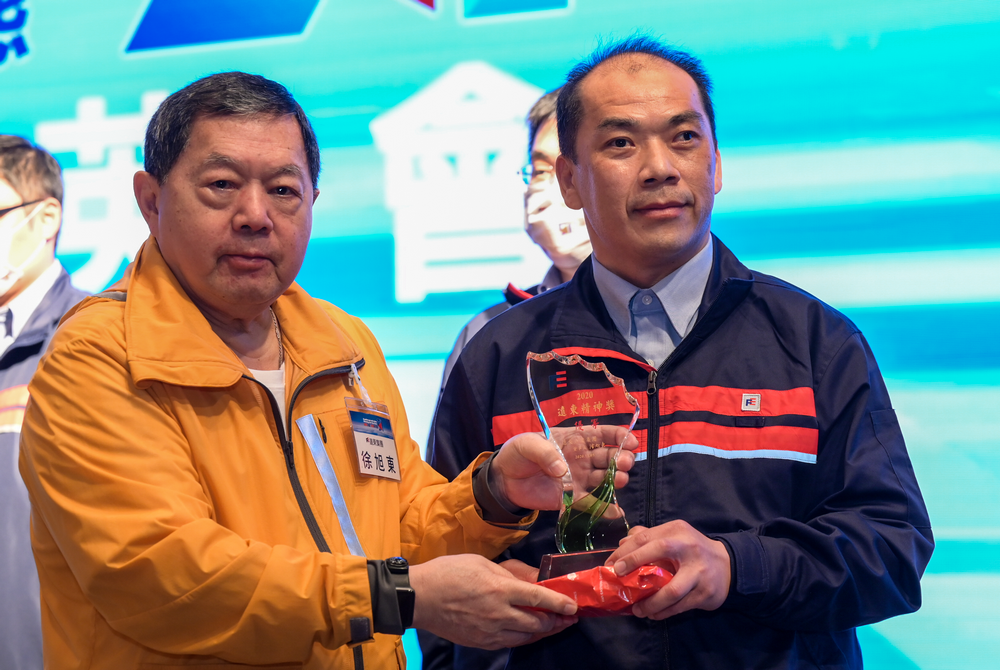 積極任事楷模 帶領武漢工廠走出疫情