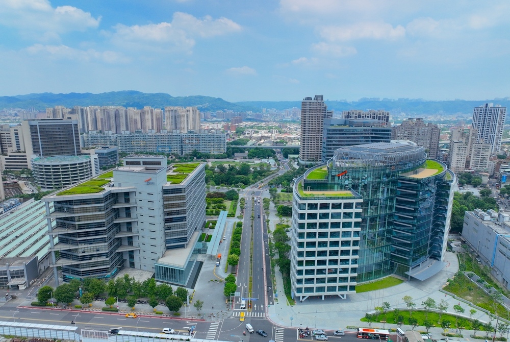 美國聖蓋博市訪問團蒞臨Tpark 交流永續智能城市管理經驗